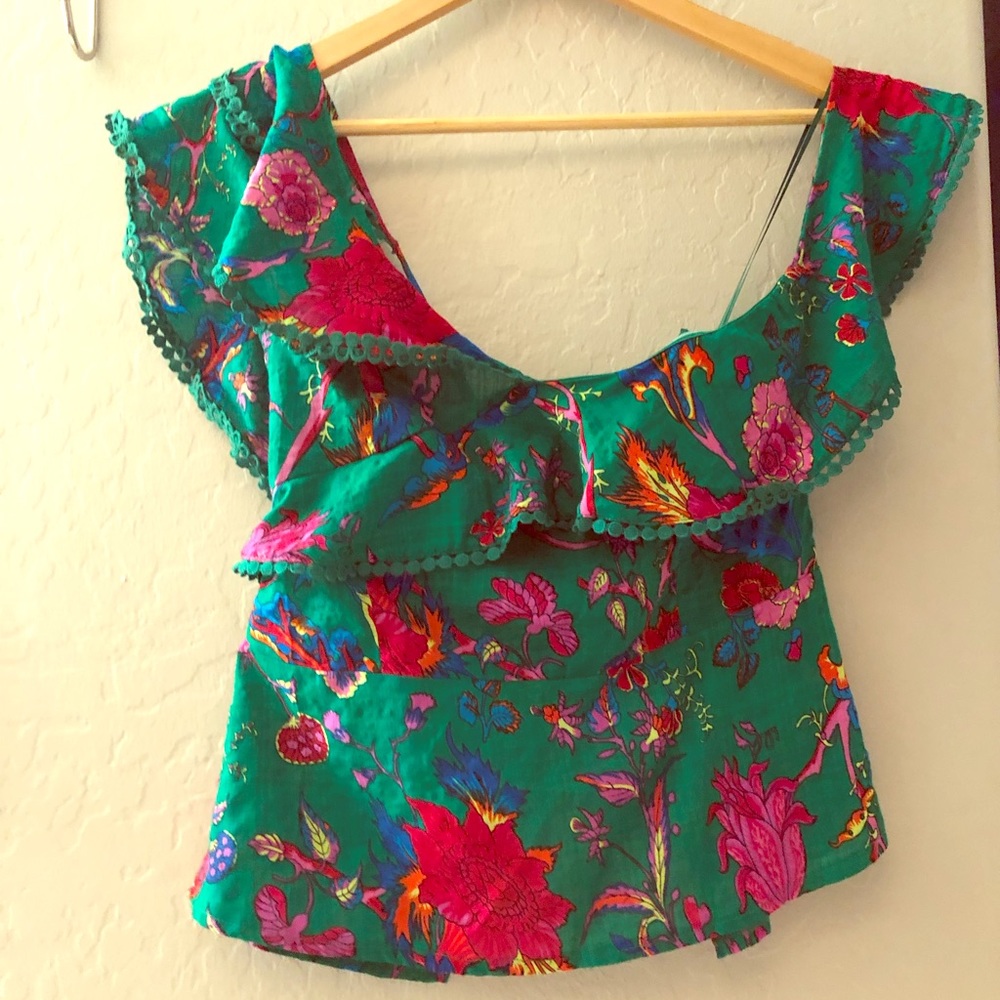 Floral off shoulder top brand new with tags